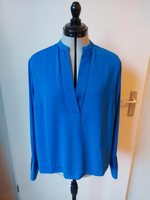 By Malene Birger blauwe blouse mt. 40, Kleding | Dames, Blouses en Tunieken, Zo goed als nieuw, Maat 38/40 (M), Blauw, Ophalen of Verzenden