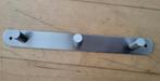 Nieuw metalen kapstok met 3 kapstokhaken 21,5cm lang, Wandkapstok, Nieuw, Ophalen of Verzenden, Minder dan 100 cm