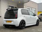 Volkswagen Up! 1.0 75pk! high up! Airco|Navi| Sportvelgen!, Voorwielaandrijving, Euro 5, Gebruikt, 840 kg