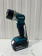 Makita DML808 18V LED Zaklamp – Zo goed als nieuw, Doe-het-zelf en Verbouw, Bouwverlichting, Ophalen of Verzenden, Zo goed als nieuw