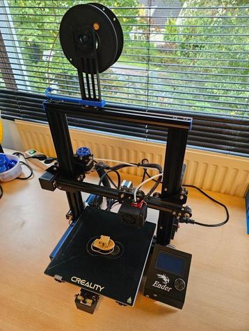 Creality Ender 3 3D printer met glazen bed beschikbaar voor biedingen