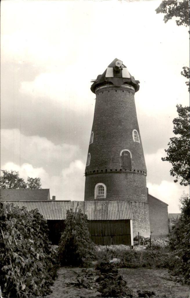 Heinkenszand Korenmolen De Hoop, Verzamelen, Ansichtkaarten | Nederland, Ongelopen, Limburg, 1960 tot 1980, Verzenden