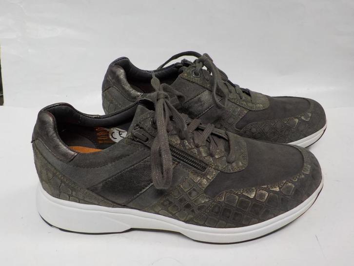 Taupe kleur sneakers Xsensible Stretchwalker 41 H, Kleding | Dames, Schoenen, Zo goed als nieuw, Sneakers of Gympen, Bruin, Ophalen of Verzenden