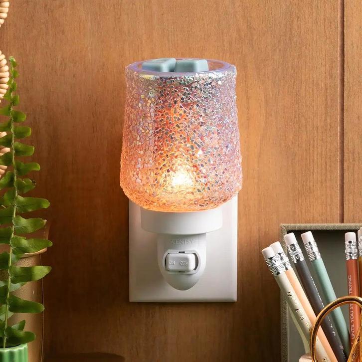 Te koop Scentsy mini warmer Glittered in Pink NIEUW €15, Huis en Inrichting, Woonaccessoires | Overige, Nieuw, Ophalen of Verzenden