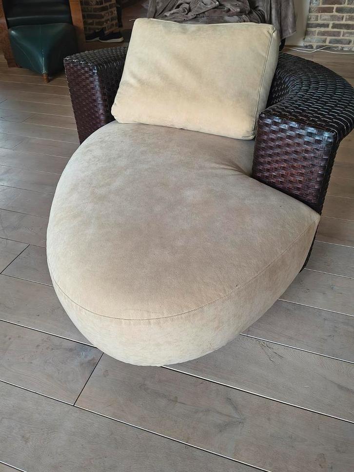 Baialonga chaise by Studio Visette for Pierantonio Bonacina,, Huis en Inrichting, Banken | Sofa's en Chaises Longues, Zo goed als nieuw