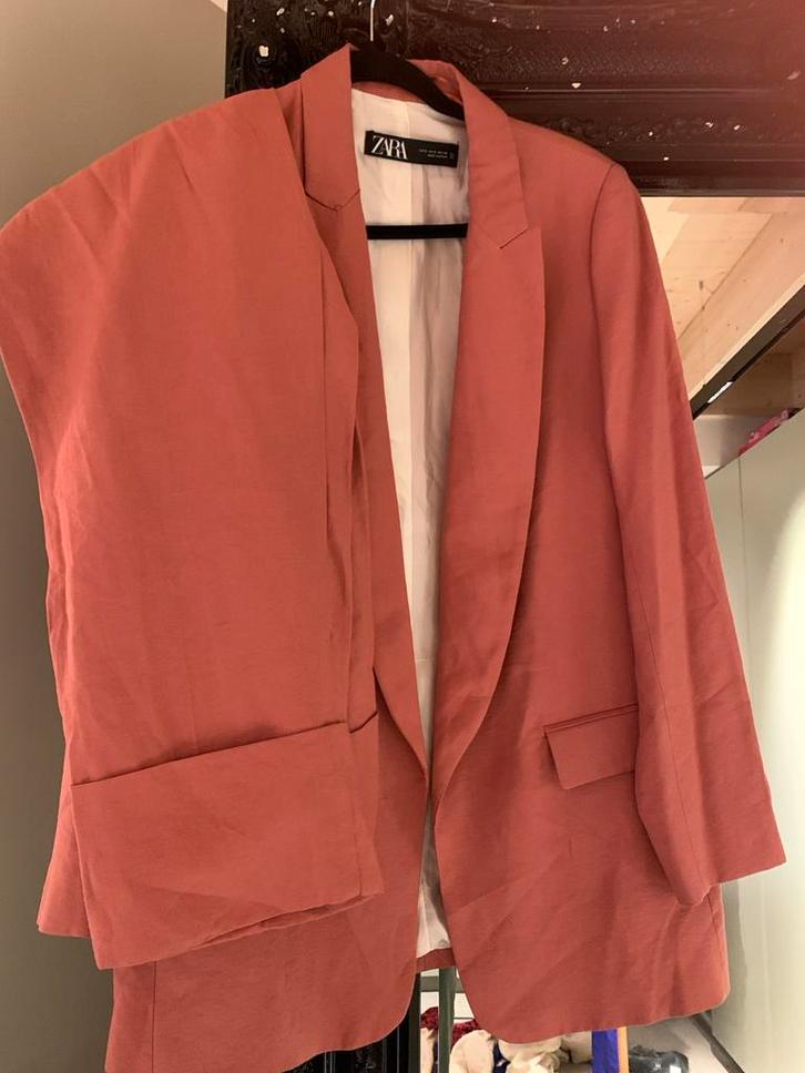 Zara pak blazer Maat S - pantalon L  Zalmroze, Kleding | Dames, Jasjes, Kostuums en Pakken, Zo goed als nieuw, Jasje, Maat 36 (S)