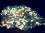 Fluorescerend aragoniet zwavel, cozzo disi, italie., Verzamelen, Mineralen en Fossielen, Ophalen of Verzenden