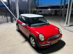 Mini 1.6 16V Cooper 2003 Rood, Auto's, Mini, 15 km/l, Zwart, 4 cilinders, 4 stoelen