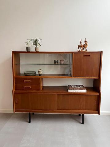Vintage teakhouten highboard/dressoir, jaren 60/midcentury beschikbaar voor biedingen