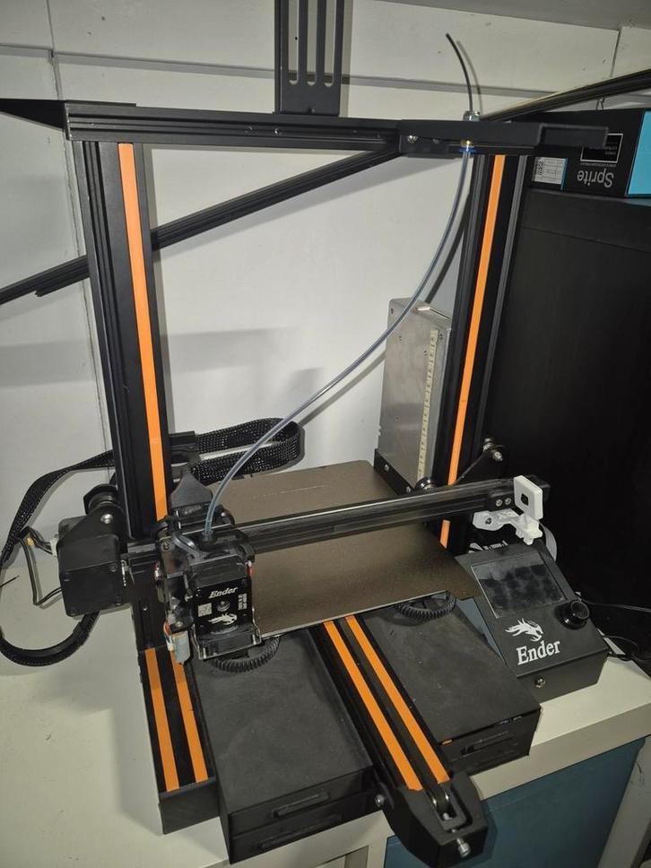 Ender 3D Printer - upgraded, Computers en Software, 3D Printers, Zo goed als nieuw, Ingebouwde Wi-Fi, Ophalen of Verzenden
