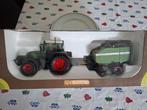 Fendt set van universal hobbies, Hobby en Vrije tijd, Modelauto's | 1:32, Ophalen of Verzenden, Zo goed als nieuw, Tractor of Landbouw
