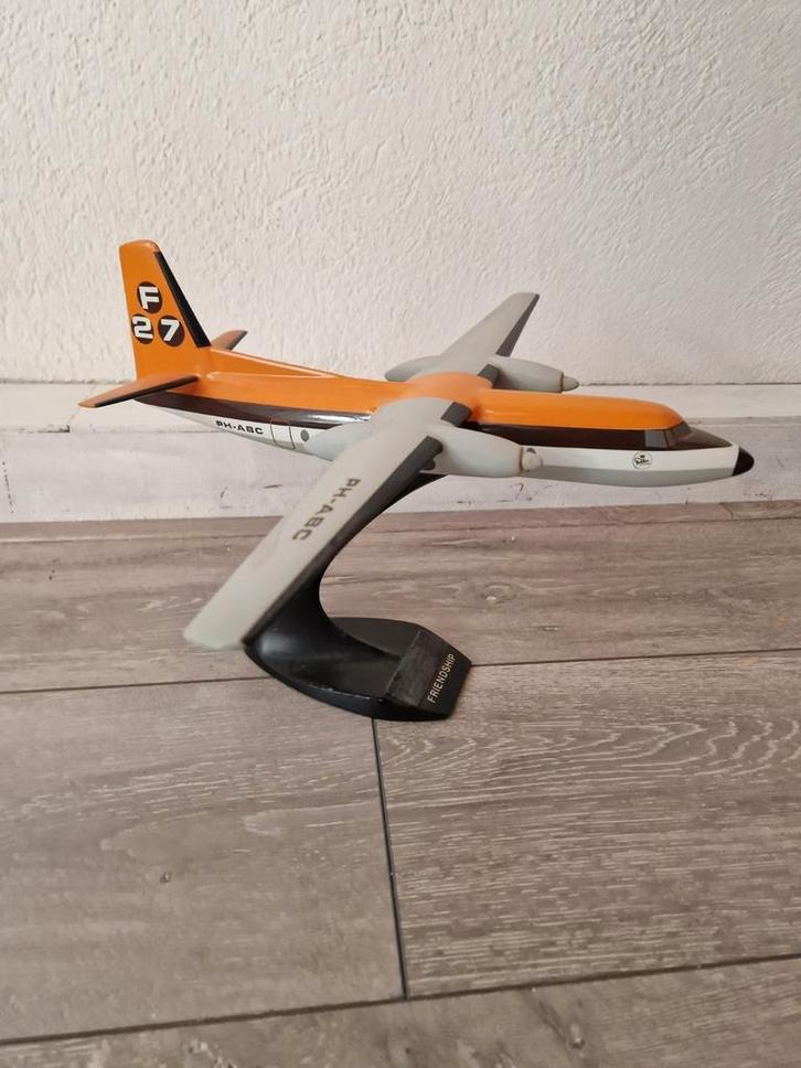 Fokker f27 friendship model, Verzamelen, Luchtvaart en Vliegtuigspotten, Ophalen of Verzenden