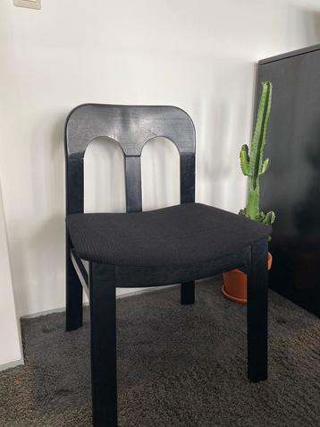 Wooden Chairs x4 beschikbaar voor biedingen
