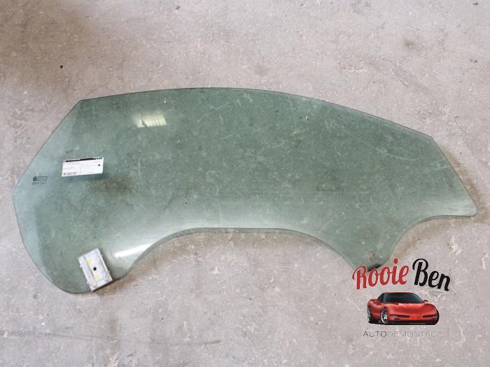 Portierruit 2Deurs rechts van een Opel Tigra, Auto-onderdelen, Ruiten en Toebehoren, Opel, Gebruikt, 3 maanden garantie, Ophalen of Verzenden