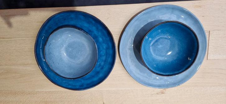 Borden en schaaltjes - gebruikt, Huis en Inrichting, Keuken | Servies, Gebruikt, Bord(en), Effen, Aardewerk, Ophalen of Verzenden