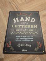 Thy Doan Graves - Handletteren, Boeken, Fotograferen en Filmen, Ophalen of Verzenden, Zo goed als nieuw, Thy Doan Graves