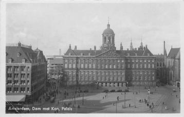 (304-052-035) Amsterdam Dam met Kon. Paleis beschikbaar voor biedingen
