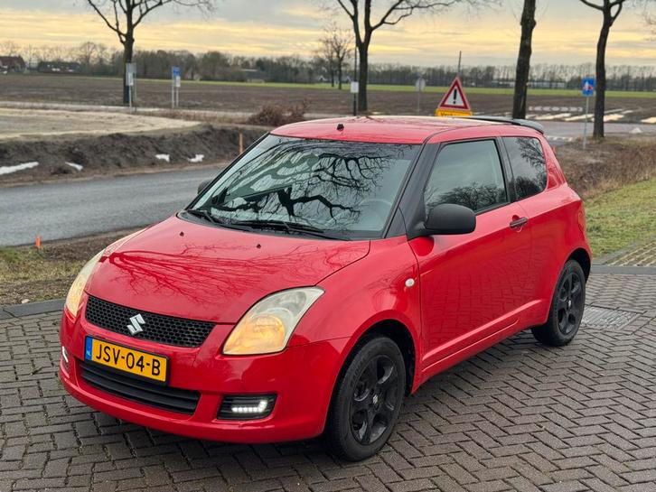 Suzuki Swift 1.3 3D 2008, Auto's, Suzuki, Bedrijf, Swift, ABS, Isofix, LED verlichting, Lichtmetalen velgen, Metallic lak, Parkeersensor