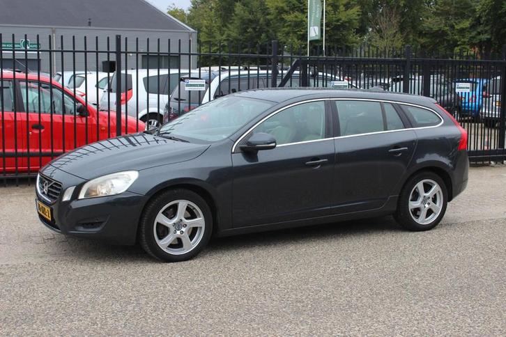 Volvo V60 2.0T Automaat, Leer, Navigatie!, Auto's, Volvo, Te koop, V60, ABS, Airbags, Airconditioning, Alarm, Boordcomputer, Centrale vergrendeling