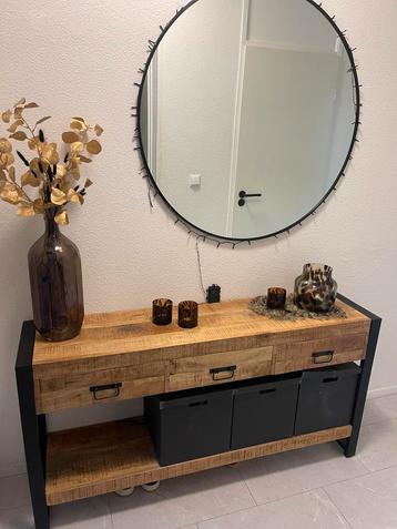Zgan sidetable beschikbaar voor biedingen