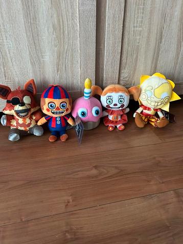 Fnaf five nights at freddys funko plushes beschikbaar voor biedingen