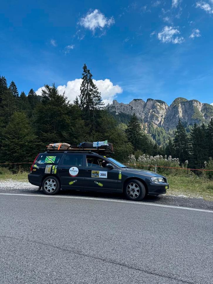 Volvo V70 2.4 Benzine bouwjaar 2000 carbagerun, Auto's, Volvo, Particulier, V70, Benzine, Stationwagon, Automaat, Origineel Nederlands