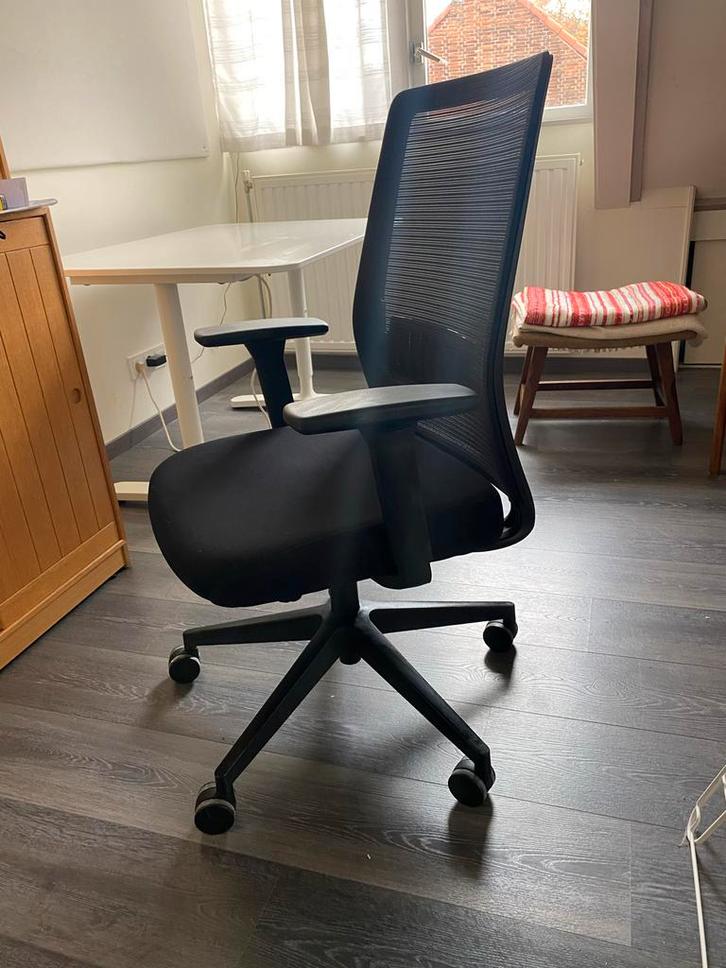 Ergonomische Bureaustoel Napoli, Huis en Inrichting, Bureaustoelen, Zo goed als nieuw, Bureaustoel, Zwart, Ergonomisch, Ophalen