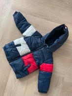 Tommy Hilfiger jas maat 80, Kinderen en Baby's, Babykleding | Maat 80, Zo goed als nieuw, Ophalen