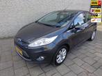 Ford Fiesta 1.4 Ghia AUTOMAAT NIEUWE APK/AFLB 3 MAANDEN GARA, Parkeersensor, Gebruikt, Zwart, 4 cilinders