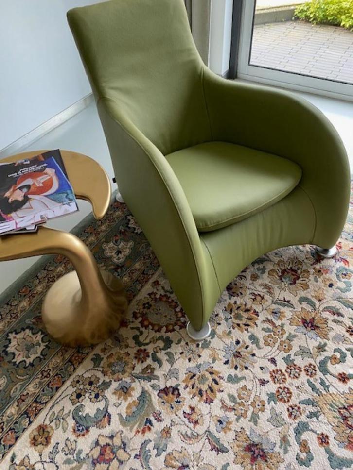 Loge fauteuil. ontwerper Gerard van den Berg, Huis en Inrichting, Fauteuils, Nieuw, Leer, 50 tot 75 cm, 75 tot 100 cm, Ophalen