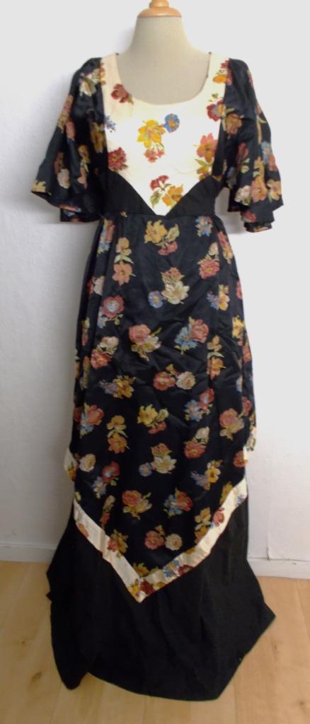 Mooie zwarte vintage/hippie/folklore maxi dress! M, Kleding | Dames, Jurken, Zo goed als nieuw, Maat 38/40 (M), Zwart, Onder de knie