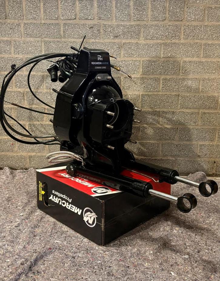 Mercruiser transom - alpha/bravo - gereviseerd op voorraad!, Watersport en Boten, Buiten- en Binnenboordmotoren, Zo goed als nieuw