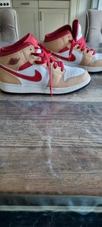 Nike Air Jordans, Ophalen of Verzenden, Zo goed als nieuw, Schoenen