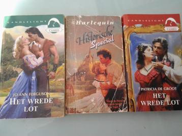 20 Romans paperback boekjes beschikbaar voor biedingen
