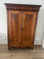 Biedermeier kast, Ophalen