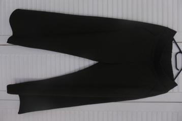 Nieuwe mooie pantalon beschikbaar voor biedingen