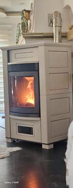 Piazzetta Ginevra 15kw Geschikt voor grote ruimtes +Levering, Ophalen, Zo goed als nieuw, Hout, Pelletkachel