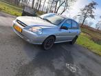 KIA RIO 1.3 I 8V HB 2003 Grijs 1ste eigenaar, Auto's, Origineel Nederlands, Te koop, Zilver of Grijs, 5 stoelen