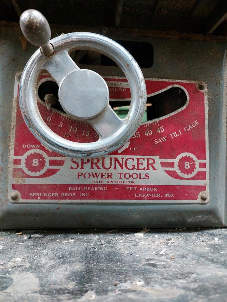 Vintage Sprunger zaagtafel gietijzer, Doe-het-zelf en Verbouw, Gereedschap | Zaagmachines, Gebruikt, Cirkelzaag, 1200 watt of meer