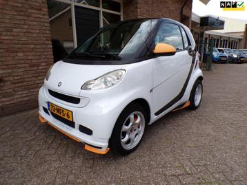 Smart Fortwo coupé 1.0 mhd Pure Airco / Navi Brabus uitgevo beschikbaar voor biedingen