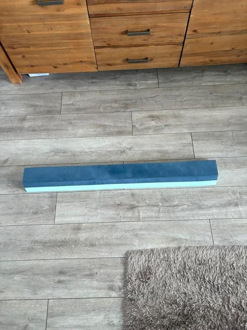Schuimstof turnbalk, Sport en Fitness, Turnen, Zo goed als nieuw, Materiaal, Ophalen