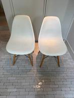 Eames lookalike kuipstoel - 2 sfuks, Huis en Inrichting, Stoelen, Ophalen of Verzenden, Zo goed als nieuw, Eén
