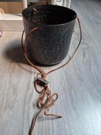 Hangpot. Plantenbak. Hang. Ijzer/ metaal. Grijs, Ophalen of Verzenden, Zo goed als nieuw