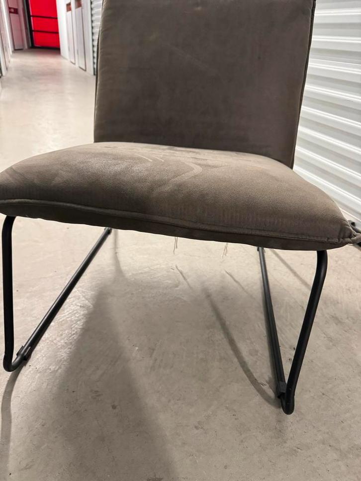 Grijze Stoel met Metalen Onderstel, Huis en Inrichting, Stoelen, Zo goed als nieuw, Eén, Metaal, Grijs, Ophalen of Verzenden