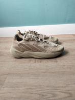 Adidas  Originals ozelia sneakers tan sand, maat 44, Ophalen of Verzenden, Zo goed als nieuw, Adidas