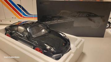 Minichamps Porsche 911 991.1 R Black Red Wheels - 2016 1/12  beschikbaar voor biedingen