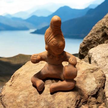 Vintage Zuid-Amerikaans Beeld beschikbaar voor biedingen