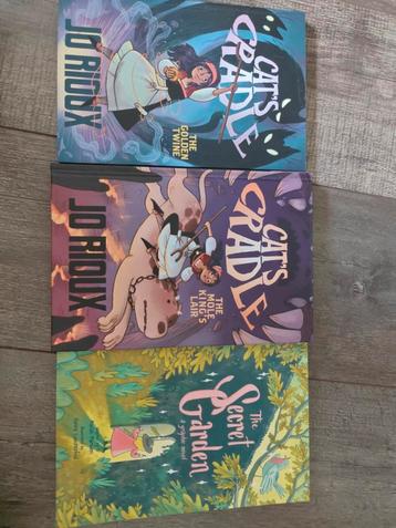 Graphic novels (the cats cradle 1&2 en the secret garden) beschikbaar voor biedingen