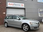 Volvo V50 2.0 Edition II! Clima! Cruise! Leder! Navi! PDC!, Voorwielaandrijving, Gebruikt, 1283 kg, 1999 cc
