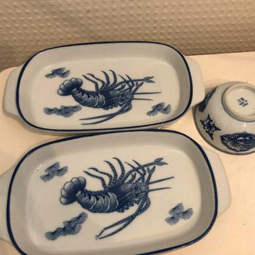 Chinese Schalen & Kom met Karper Motief beschikbaar voor biedingen